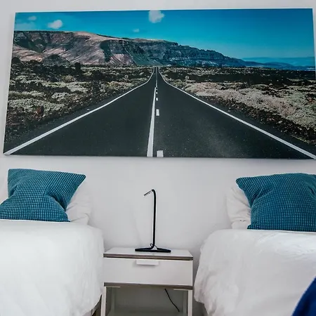 Mojo Beach House Hostel