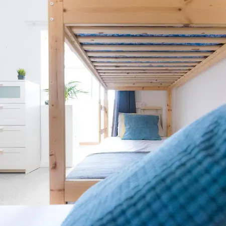 Mojo Beach House Vandrarhem